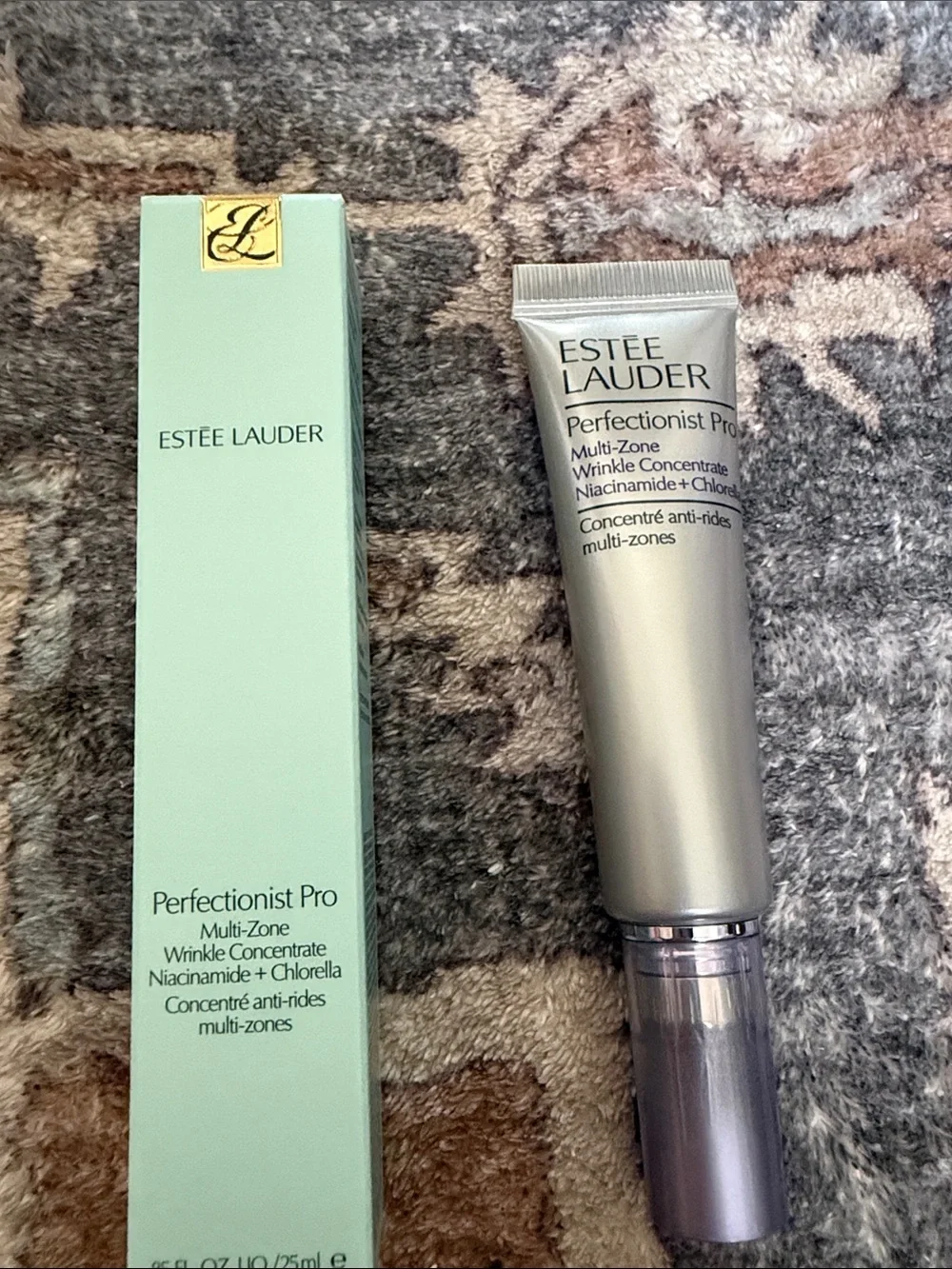 NEW Estéeauder Perfectionist Pro Multi Zone Wrinkle concentrate 25 m l